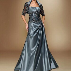 Stunning RINA DI MONTELLA beaded taffeta gown, jacket and shawl